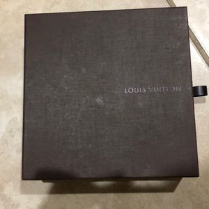 Louis Vuitton belt box